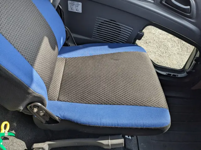 いすゞ ギガ QKG-CYJ77B(8x4)の写真39