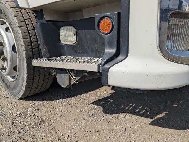 いすゞ ギガ QKG-CYJ77B(8x4)の写真49