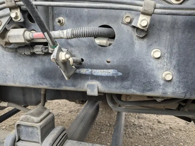 いすゞ ギガ QKG-CYJ77B(8x4)の写真44