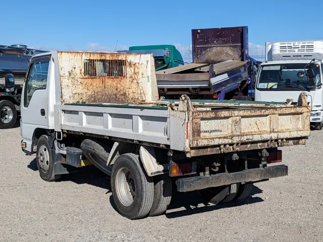 いすゞ エルフ TPG-NJR85AD(2WD)の写真3