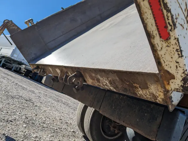 いすゞ エルフ TPG-NJR85AD(2WD)の写真10