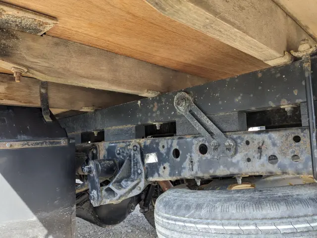 いすゞ エルフ TPG-NKR85AR(2WD)の写真16