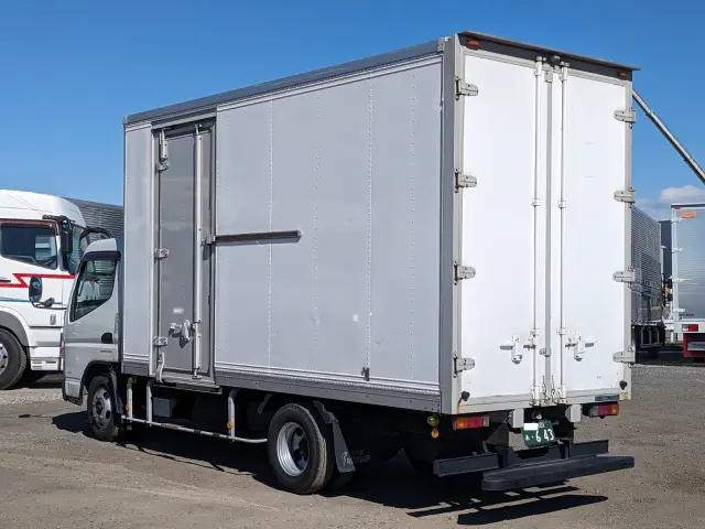 三菱 キャンター TPG-FEA20(2WD)の写真4