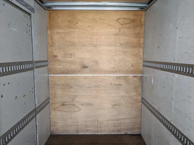 三菱 キャンター TPG-FEA20(2WD)の写真16