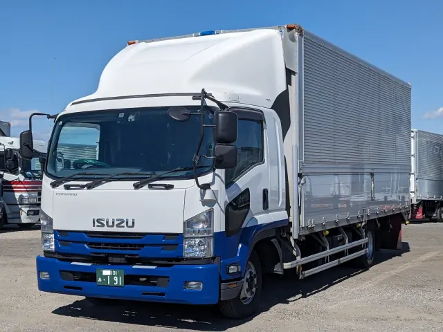 いすゞ フォワード 2RG-FRR90T2(2WD)の写真1