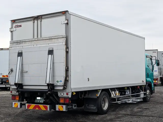 いすゞ フォワード TKG-FRR90S2(2WD)の写真5