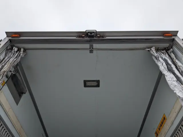 いすゞ フォワード TKG-FRR90S2(2WD)の写真17