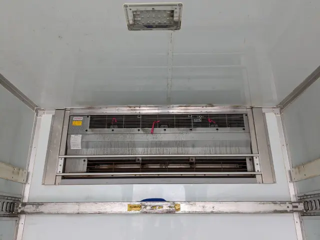 いすゞ フォワード TKG-FRR90S2(2WD)の写真21