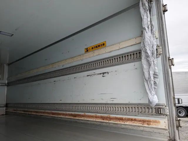 いすゞ フォワード TKG-FRR90S2(2WD)の写真25