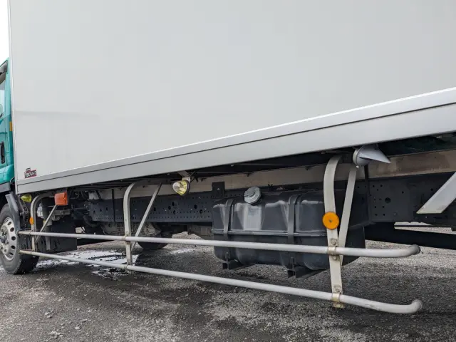 いすゞ フォワード TKG-FRR90S2(2WD)の写真32