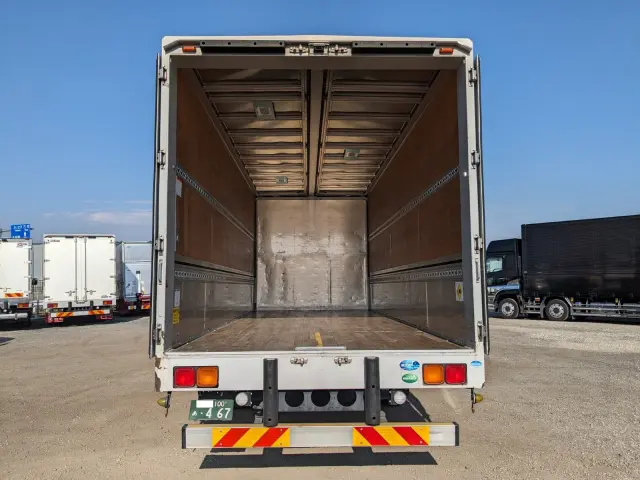 UD コンドル TKG-MK38L(2WD)の写真9