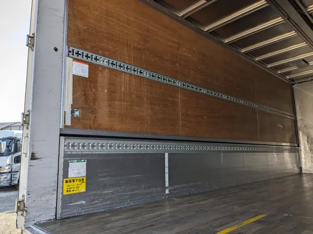 UD コンドル TKG-MK38L(2WD)の写真19