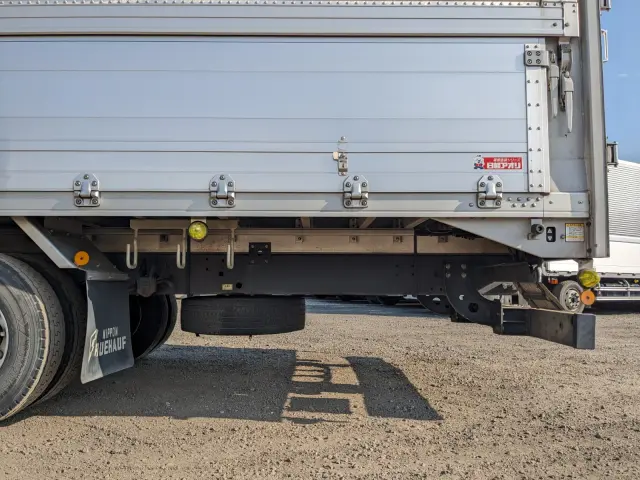 UD コンドル TKG-MK38L(2WD)の写真21