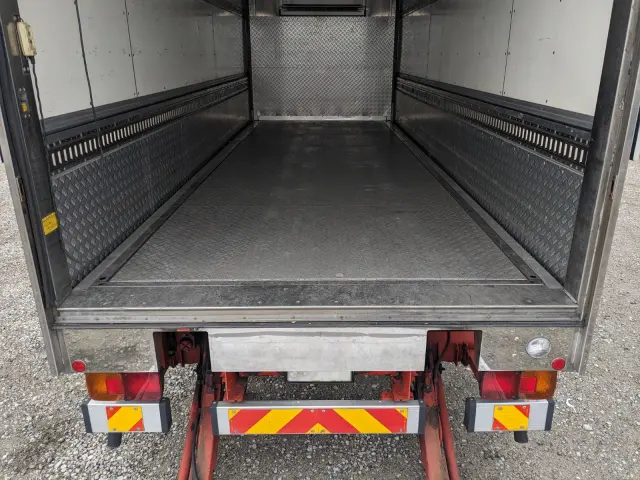 日野 レンジャー TKG-FD7JLAG(2WD)の写真13