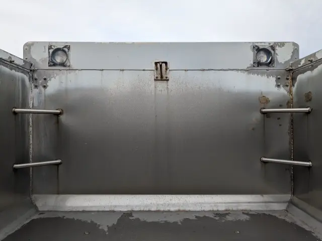 いすゞ ギガ QPG-CYZ77B(6x4)の写真13