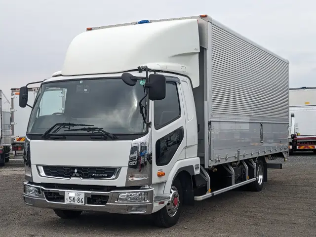 三菱 ファイター 2KG-FK64F(2WD)の写真1