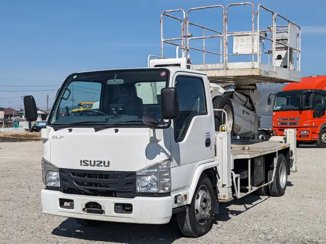 いすゞ エルフ TKG-NKR85YN(2WD)の写真1
