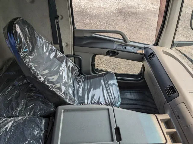 三菱 スーパーグレート QPG-FS64VZ(8x4)の写真38