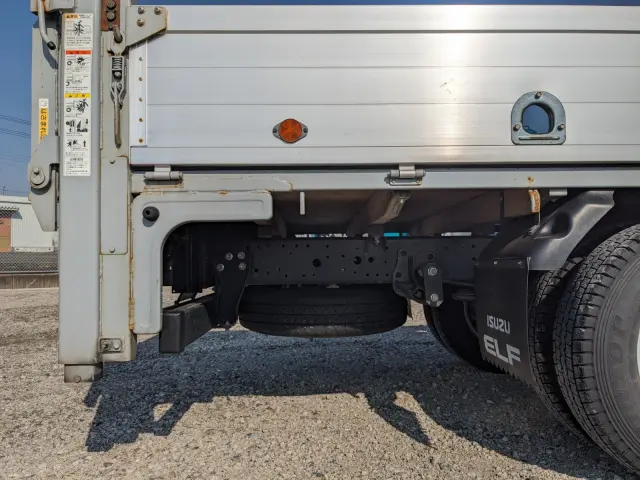 いすゞ エルフ 2RG-NNS88AN(4WD)の写真24