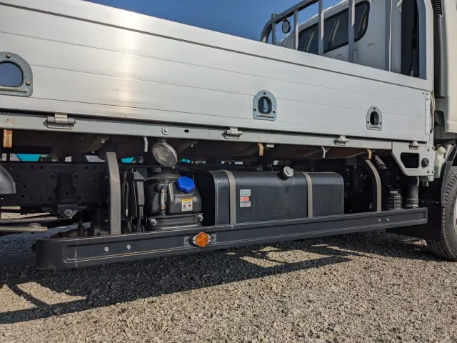 いすゞ エルフ 2RG-NNS88AN(4WD)の写真26