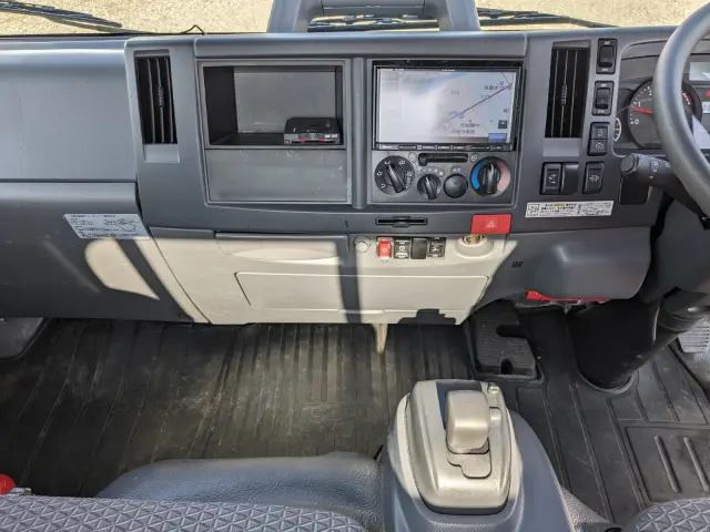 いすゞ エルフ 2RG-NNS88AN(4WD)の写真30