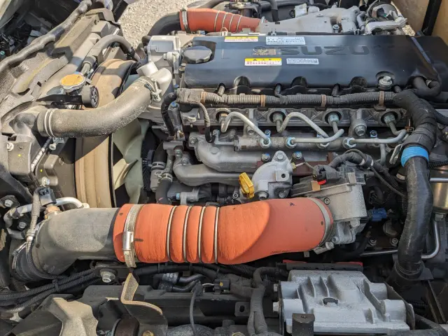 いすゞ エルフ 2RG-NNS88AN(4WD)の写真33