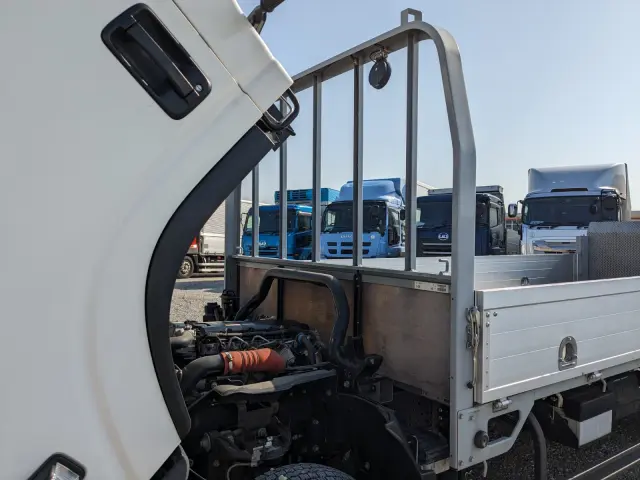 いすゞ エルフ 2RG-NNS88AN(4WD)の写真34