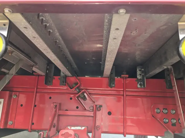 ＵＤ クオン 2PG-CG5CA(8x4)の写真23