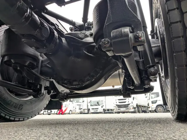 三菱 スーパーグレート 2RG-FP84VD(2WD)の写真10