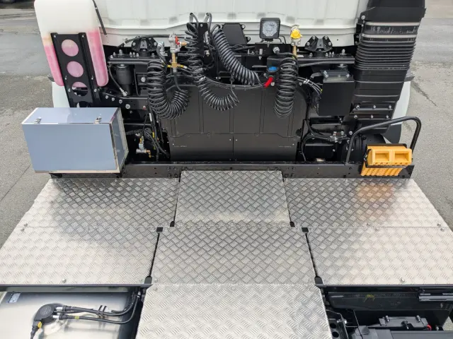 三菱 スーパーグレート 2RG-FP84VD(2WD)の写真18