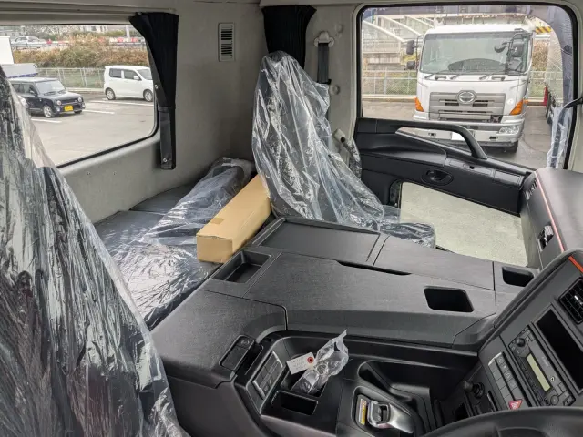 三菱 スーパーグレート 2RG-FP84VD(2WD)の写真22