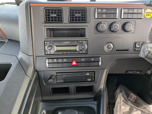 三菱 スーパーグレート 2RG-FP84VDR(2WD)の写真22