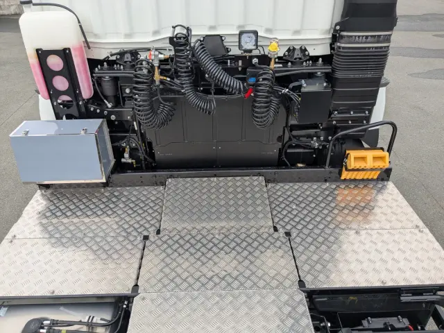 三菱 スーパーグレート 2RG-FP84VDR(2WD)の写真17