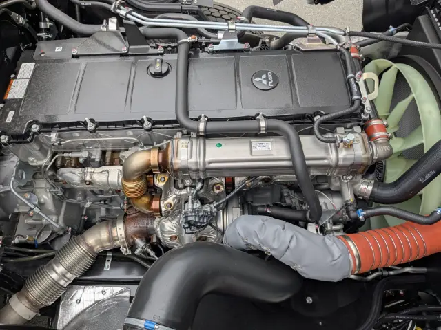 三菱 スーパーグレート 2RG-FP84VDR(2WD)の写真30