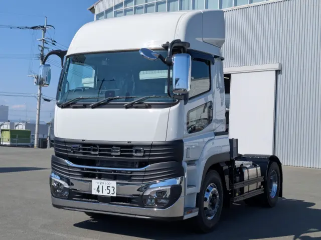 三菱 スーパーグレート 2RG-FP84VDR(2WD)の写真1