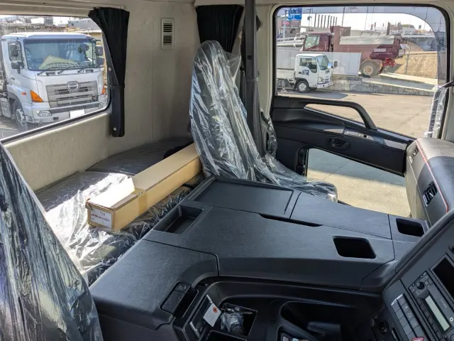 三菱 スーパーグレート 2RG-FP84VDR(2WD)の写真21