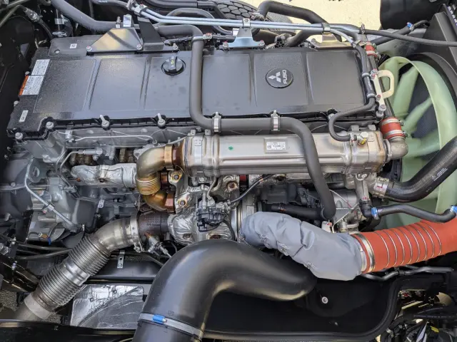 三菱 スーパーグレート 2RG-FP84VDR(2WD)の写真30