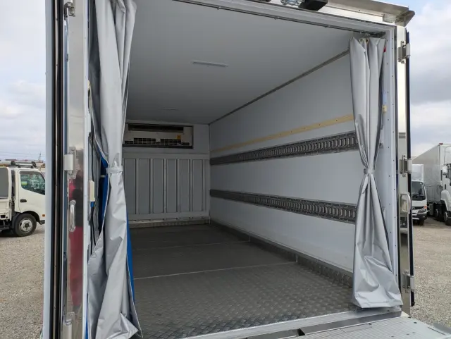 三菱 キャンター 2RG-FEB80(2WD)の写真21