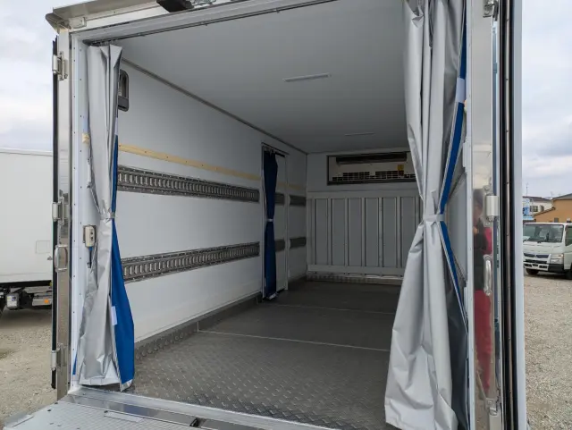 三菱 キャンター 2RG-FEB80(2WD)の写真22