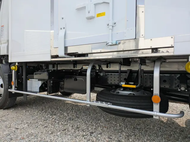 三菱 キャンター 2RG-FEB80(2WD)の写真28