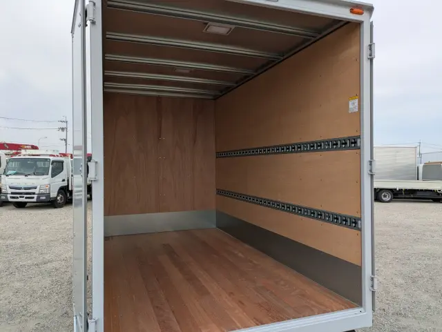 日野 デュトロ 2KG-XZC605M(2WD)の写真17