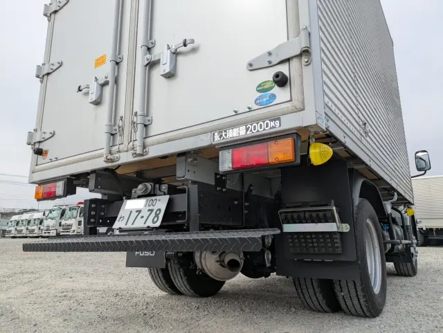 三菱 キャンター 2RG-FBAV0(2WD)の写真10