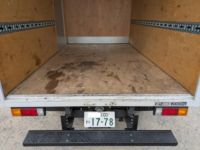 三菱 キャンター 2RG-FBAV0(2WD)の写真14