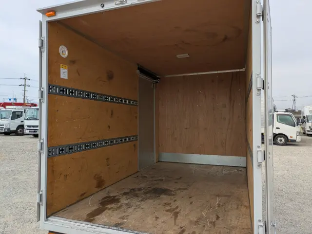 三菱 キャンター 2RG-FBAV0(2WD)の写真19