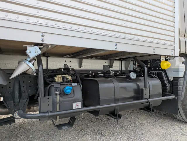 三菱 キャンター 2RG-FBAV0(2WD)の写真31