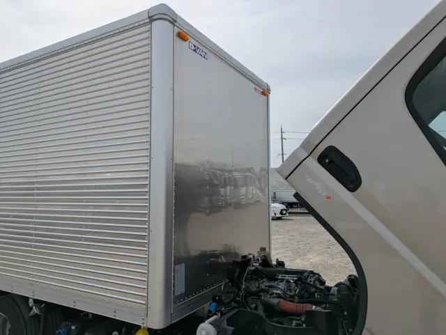 三菱 キャンター 2RG-FBAV0(2WD)の写真43