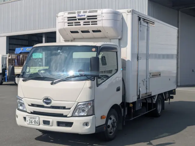 日野 デュトロ 2RG-XZU712M(2WD)の写真1