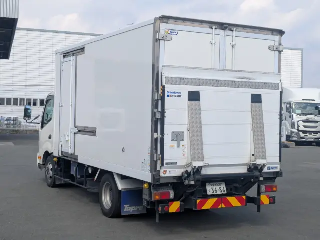 日野 デュトロ 2RG-XZU712M(2WD)の写真4