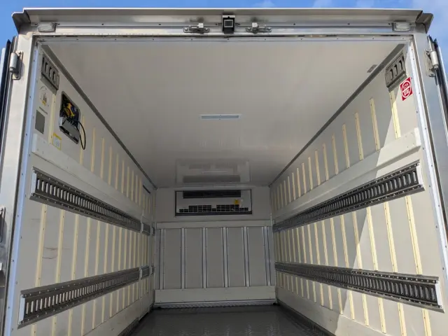 日野 デュトロ 2RG-XZU712M(2WD)の写真22