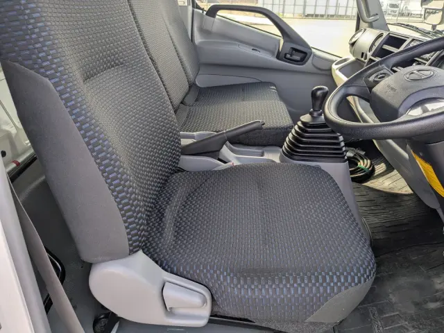 日野 デュトロ 2RG-XZU712M(2WD)の写真41